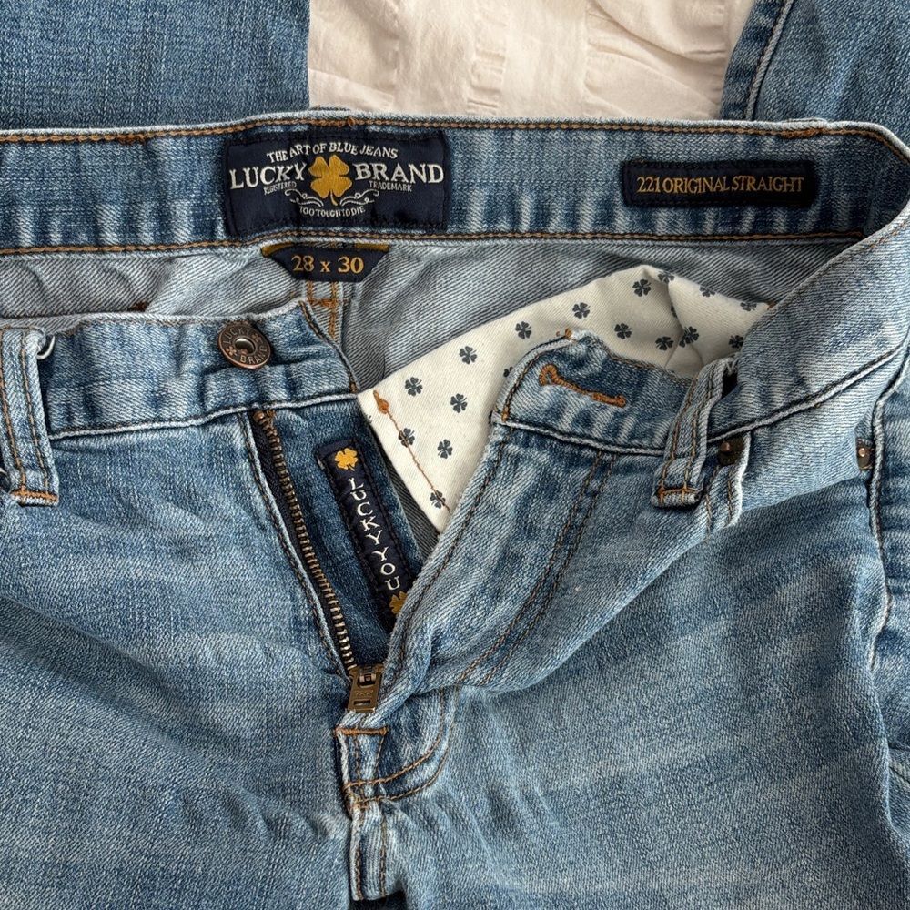 Mens Lucky Brand Light Blue Denim Pants - Picture 2 of 6